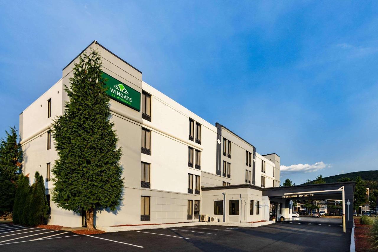 Hotel Wingate By Wyndham Fishkill Exterior foto